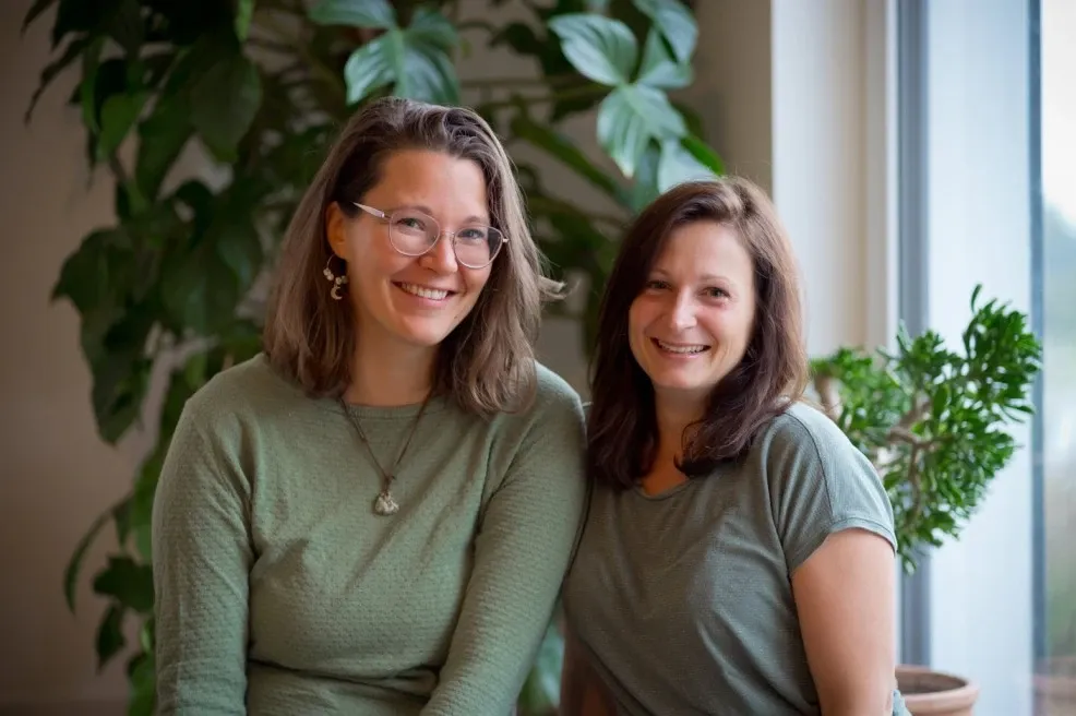 Die Trainer Stephanie und Linda im Portrait